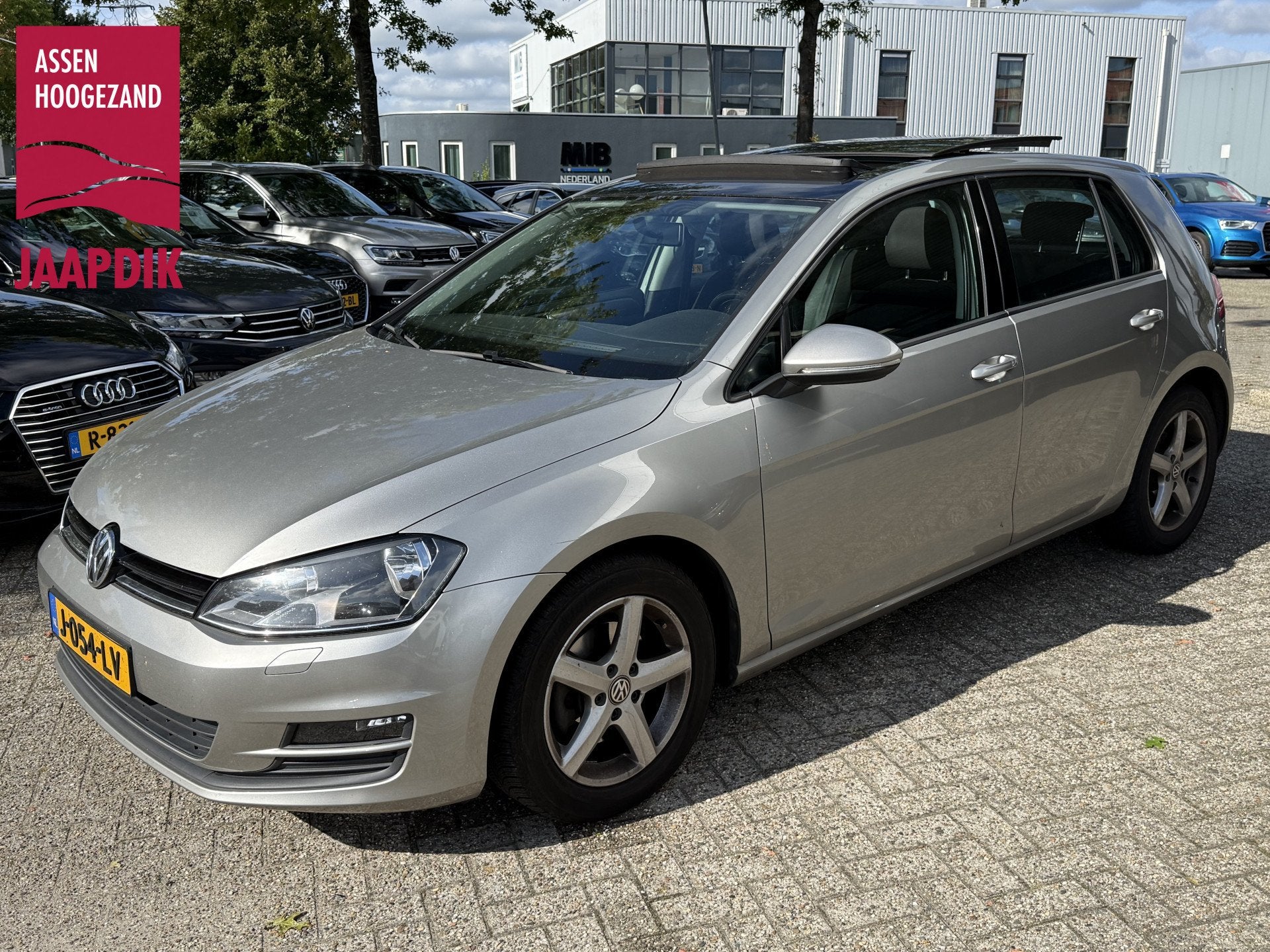 Volkswagen Golf BWJ 2013 1.2 TSI Easyline PANORAMADAK | STOE, Voorwielaandrijving, Gebruikt, Zwart, 4 cilinders