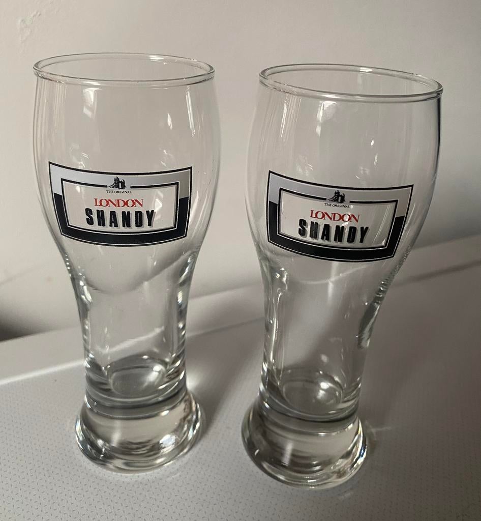 2 London Shandy glazen met verzwaarde voet. Hoogte 15 cm., Verzamelen, Glas en Borrelglaasjes, Zo goed als nieuw, Borrel- of Shotglas