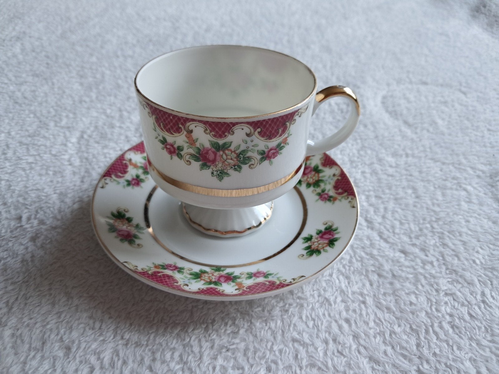 Vintage theekopje met schotel - roze bloemmotief, Ophalen of Verzenden