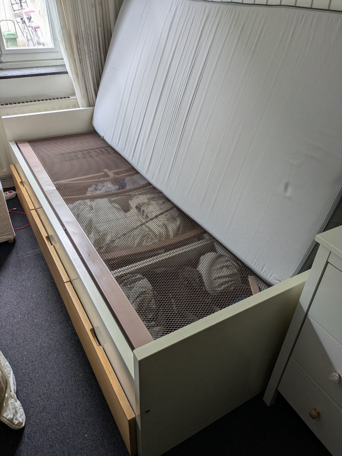 Eenpersoonsbed Ikea met verstelbare bodem Auping, Huis en Inrichting, Ophalen, 90 cm, Eenpersoons, Wit