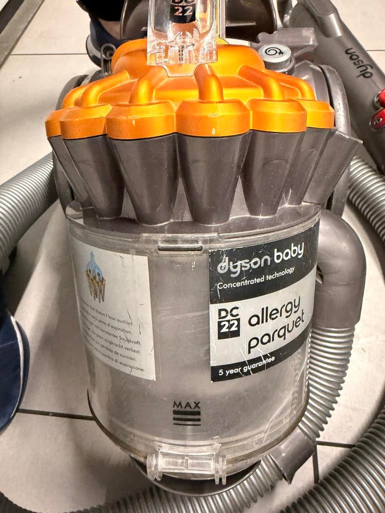 Dyson DC22 "Baby" – Compact (met extra's!), Ophalen of Verzenden, Gebruikt, Dyson