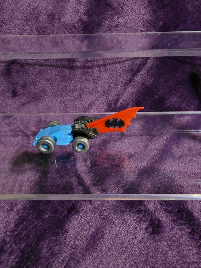 Zeldzame Batman auto Kinder Surprise 1980 - Compleet!, Verzamelen, Ophalen of Verzenden, Gebruikt, Overige typen