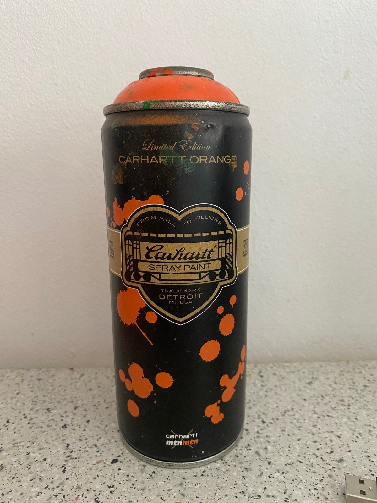 Limited Edition Carhartt Montana Spray Paint 2008, Ophalen of Verzenden, Gebruikt