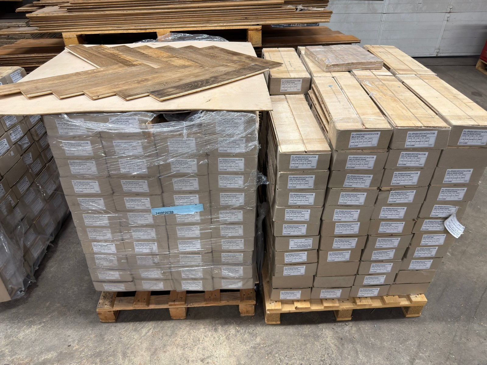 Eiken visgraat vloer 102 m2 multivloer gerookt NIEUW, Doe-het-zelf en Verbouw, 50 tot 150 cm, Nieuw, Vloerdelen of -planken, 10 m² of meer