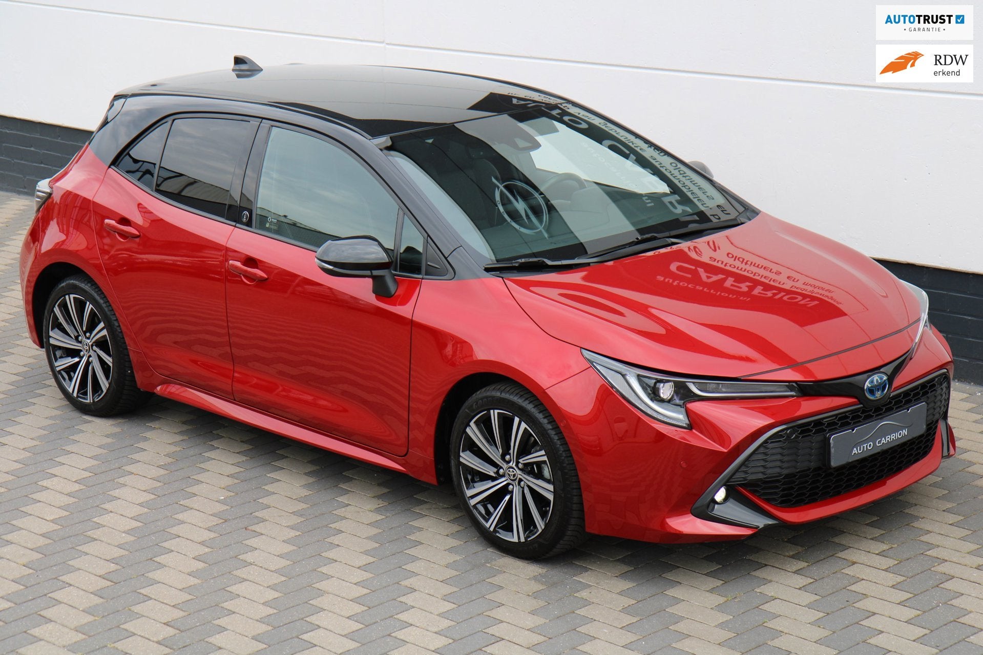 Toyota Corolla 1.8 Hybrid Carplay Camera Stuurverwarming !, Auto's, Toyota, Dealer onderhouden, Adaptive Cruise Control, Gebruikt