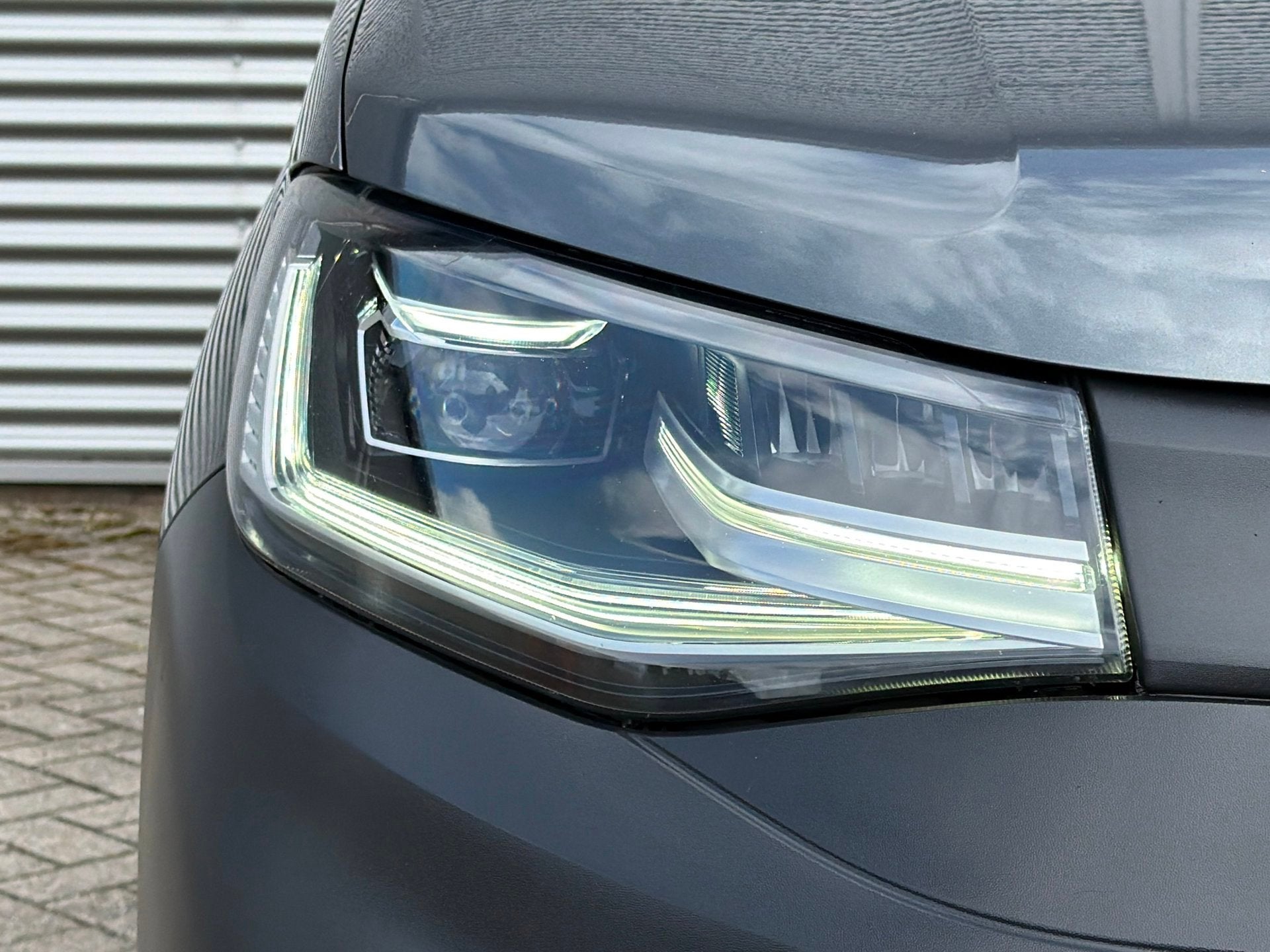 Volkswagen Caddy Cargo 2.0 TDI Aut LED/ Clima/ Cruise/ Camer, Auto's, Bestelauto's, Stof, Gebruikt, 4 cilinders, Volkswagen