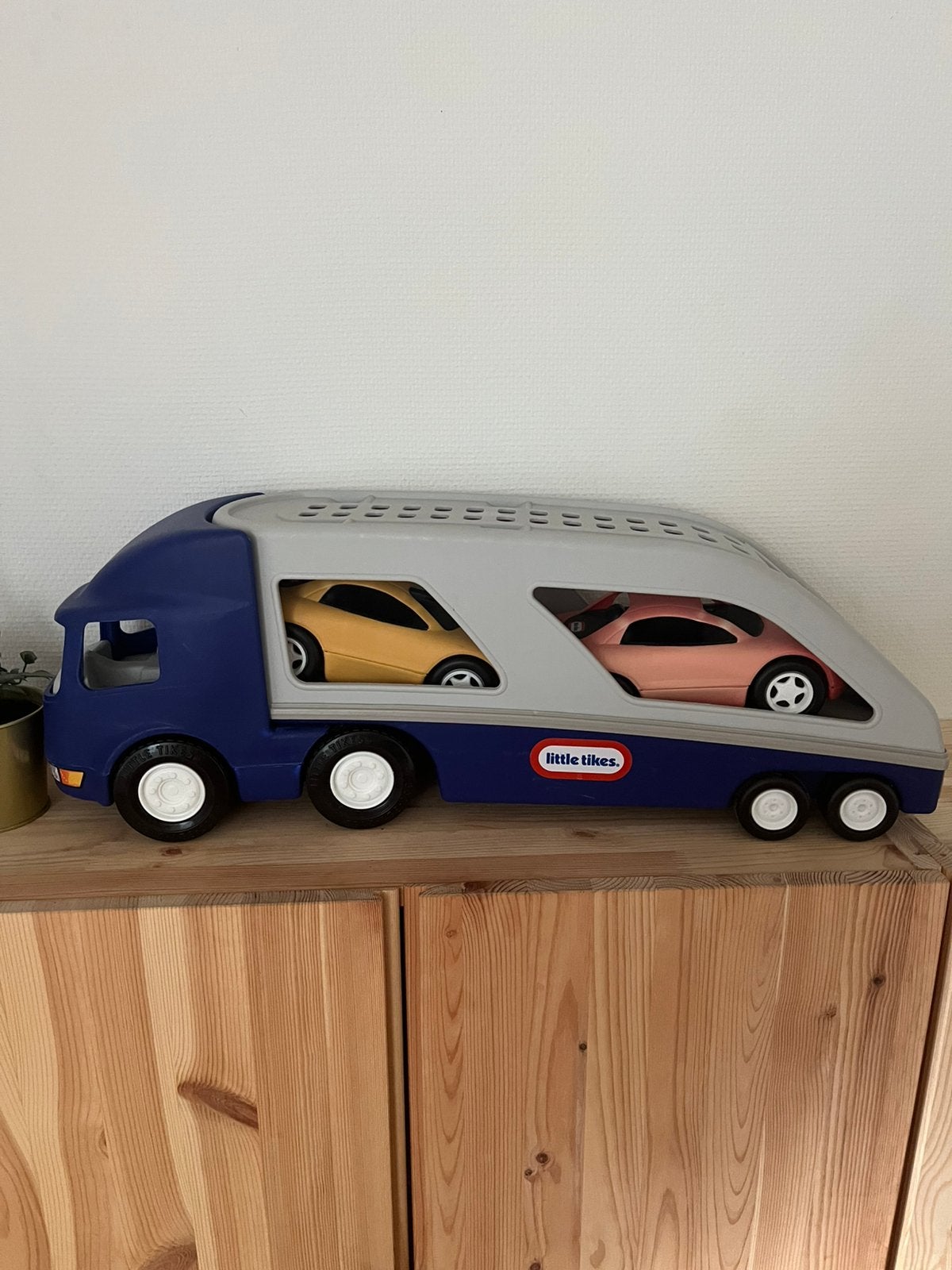 Little tikes autotransporter, Kinderen en Baby's, Speelgoed | Speelgoedvoertuigen, Ophalen, Zo goed als nieuw