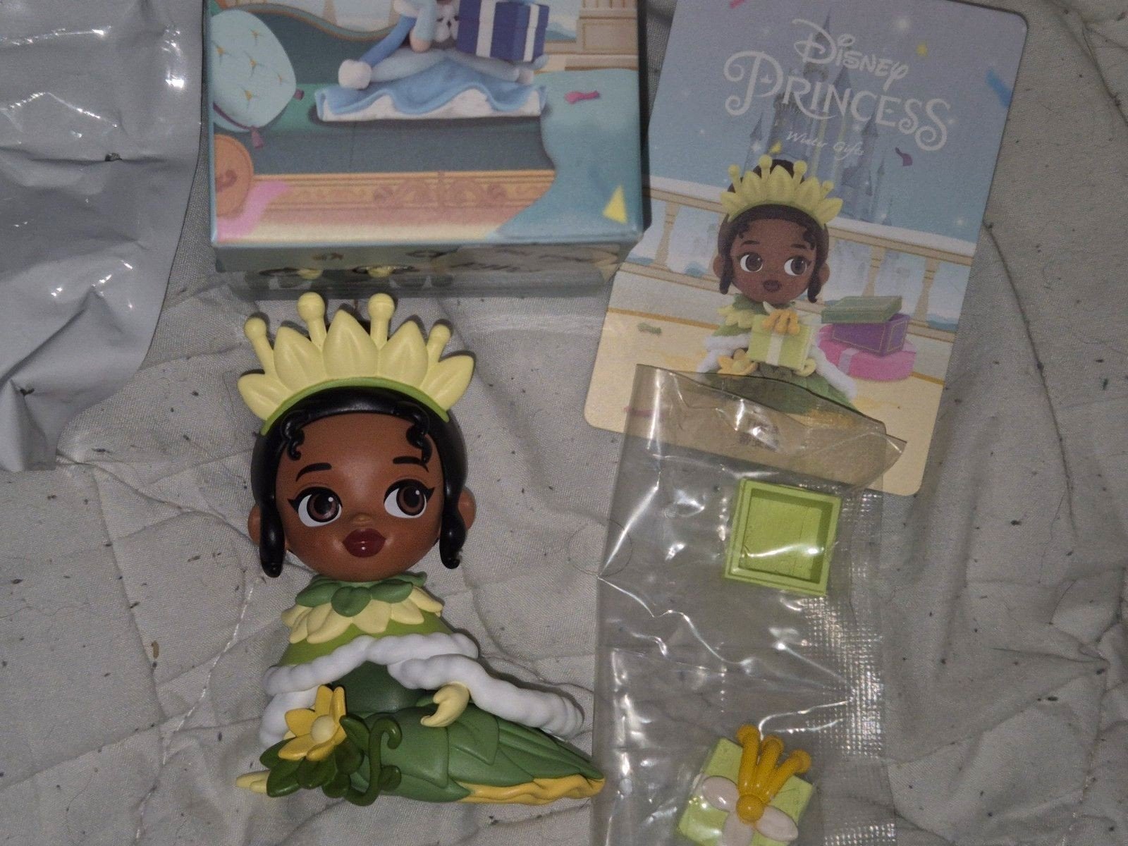 Disney Pop Mart Princess Tiana prinses en de kikker figurine, Ophalen of Verzenden, Overige figuren, Zo goed als nieuw, Beeldje of Figuurtje