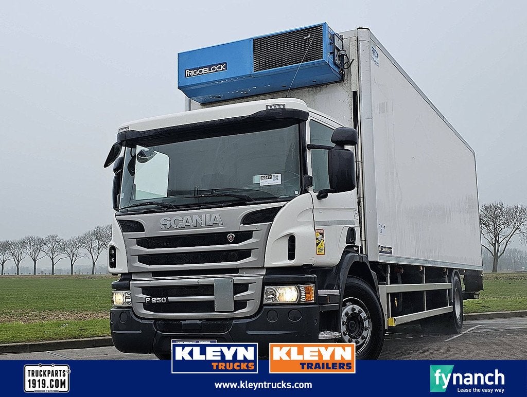 SCANIA P250 lamberet frigo lift, Automaat, Euro 6, Scania, Wit