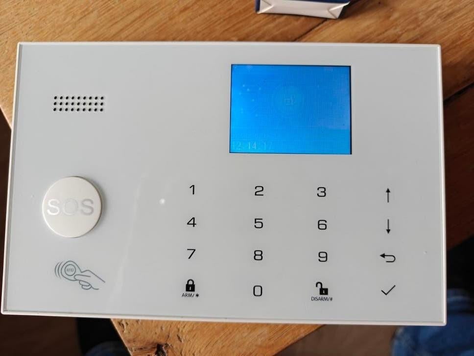 Compleet Smart Alarm Systeem met Camera en Sensoren, Doe-het-zelf en Verbouw, Alarmsystemen, Ophalen of Verzenden, Compleet systeem