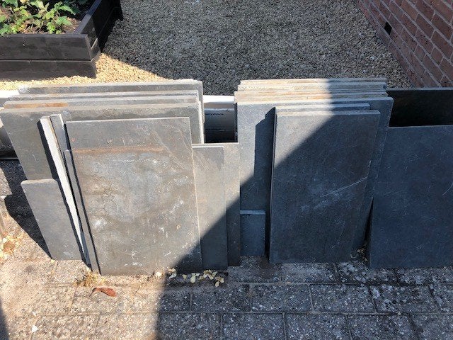 Leisteen tegels - traptrede - betontegels en klinkers, Ophalen of Verzenden, Zo goed als nieuw, Beton, Terrastegels