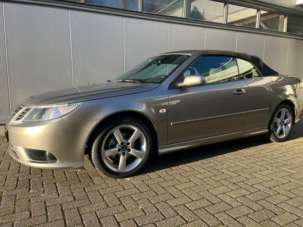 Saab 9-3 1.8 Turbo Nieuw model in een hele mooie kleur., Auto's, Saab, 1998 cc, Gebruikt, Huisgarantie, 4 cilinders