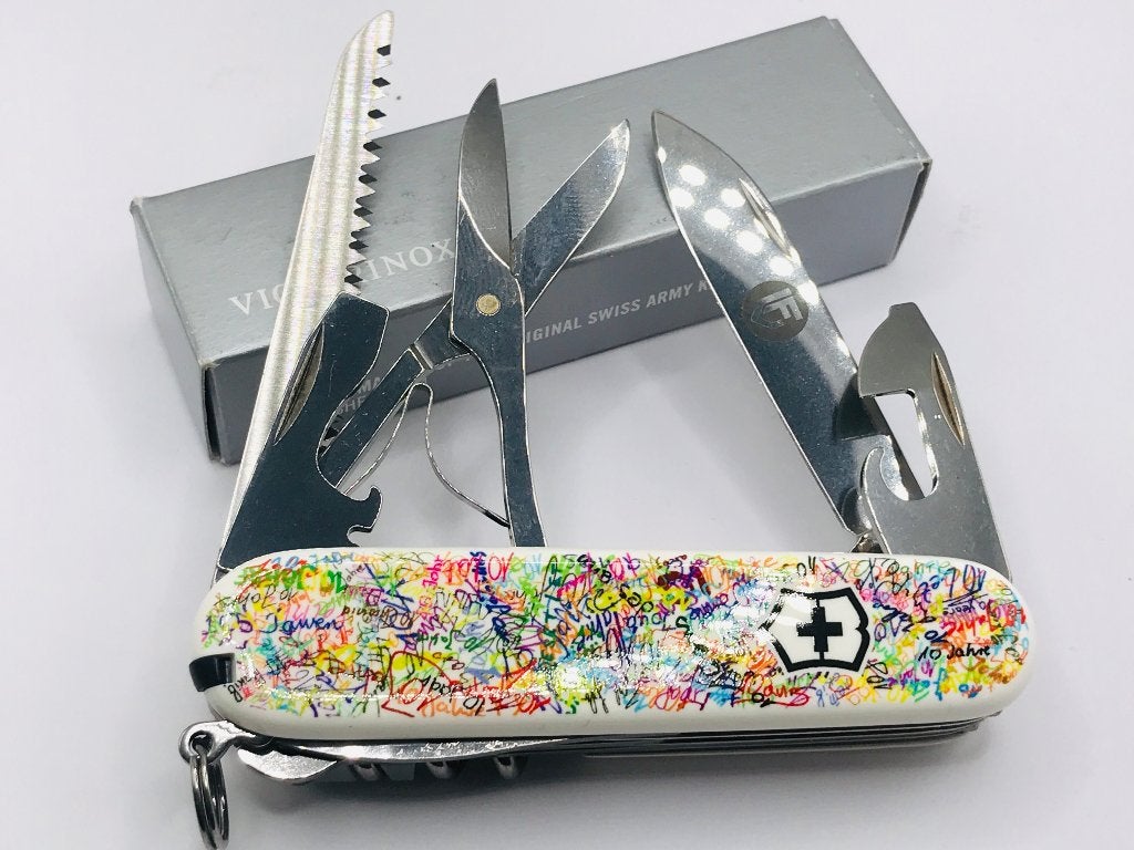 Victorinox Friends Group Knife Huntsman VF logo on Blade “10, Ophalen of Verzenden, Nieuw