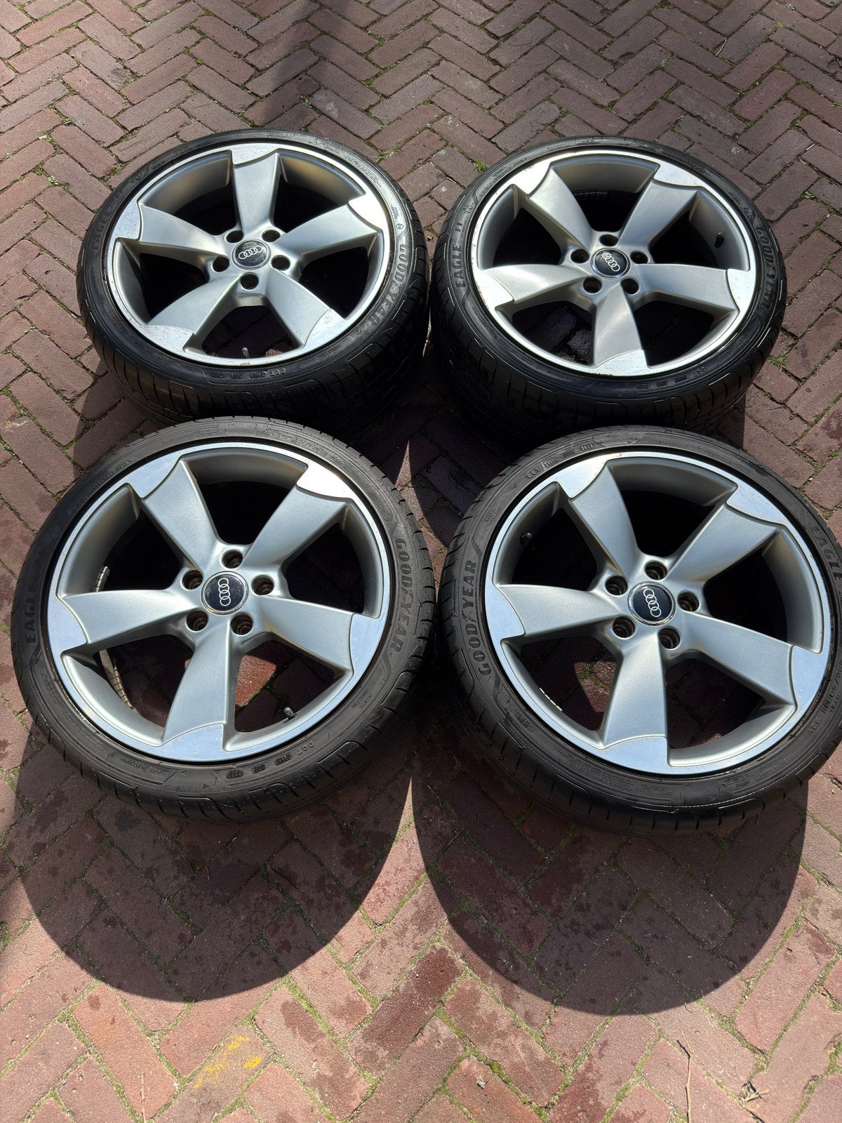 vag velgen setjes 17 en 18 inch vw seat audi skoda, Ophalen, 18 inch, Gebruikt, Banden en Velgen
