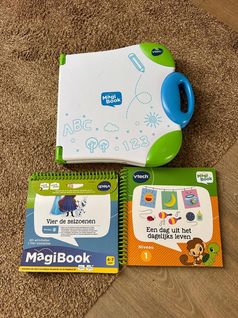 VTech MagiBook met 2 boeken, Ophalen, Gebruikt, Overige typen, Met geluid