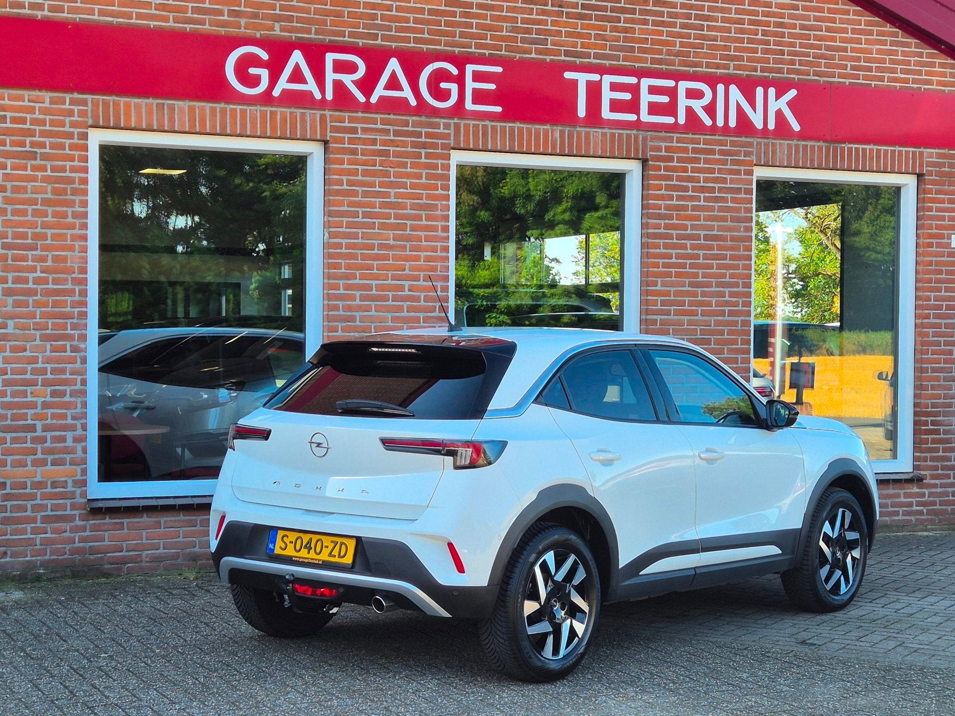 Opel Mokka 1.2 Level 3 101PK 5drs clima, cruise, navi, keyle, Auto's, Dealer onderhouden, Gebruikt, Euro 6, 620 kg
