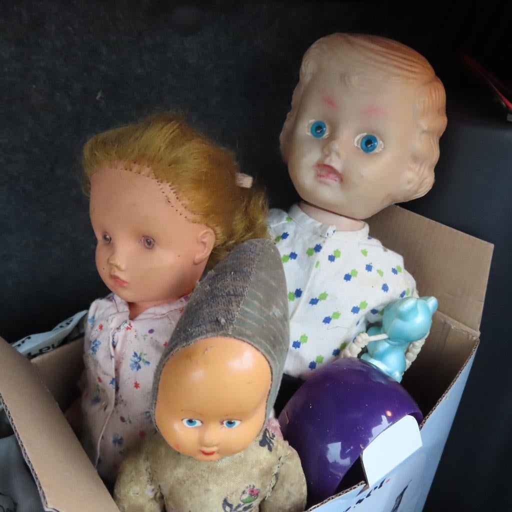 antieke poppen  2 oude poppen en 1 nog ouder, Verzamelen, Poppen, Verzenden, Gebruikt, Pop