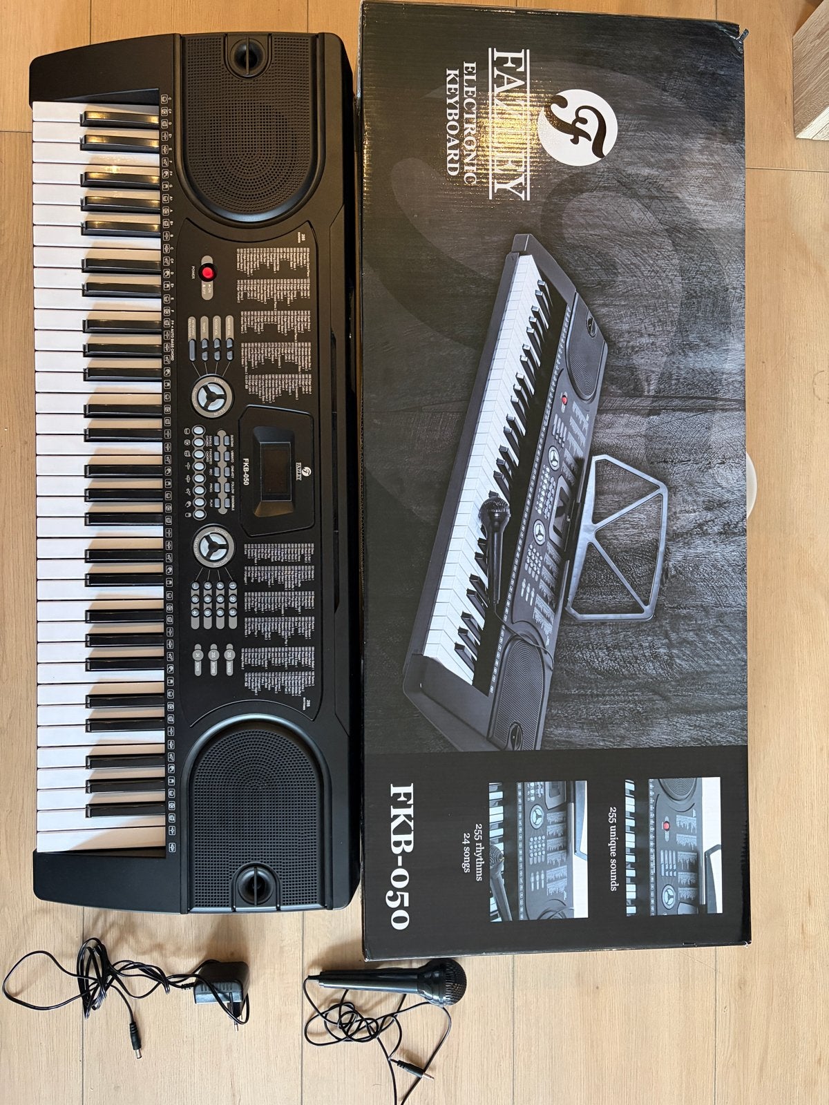 Fazley FKB-050 61-toetsen keyboard - Zo goed als nieuw, Muziek en Instrumenten, Keyboards, Ophalen, Zo goed als nieuw, 61 toetsen