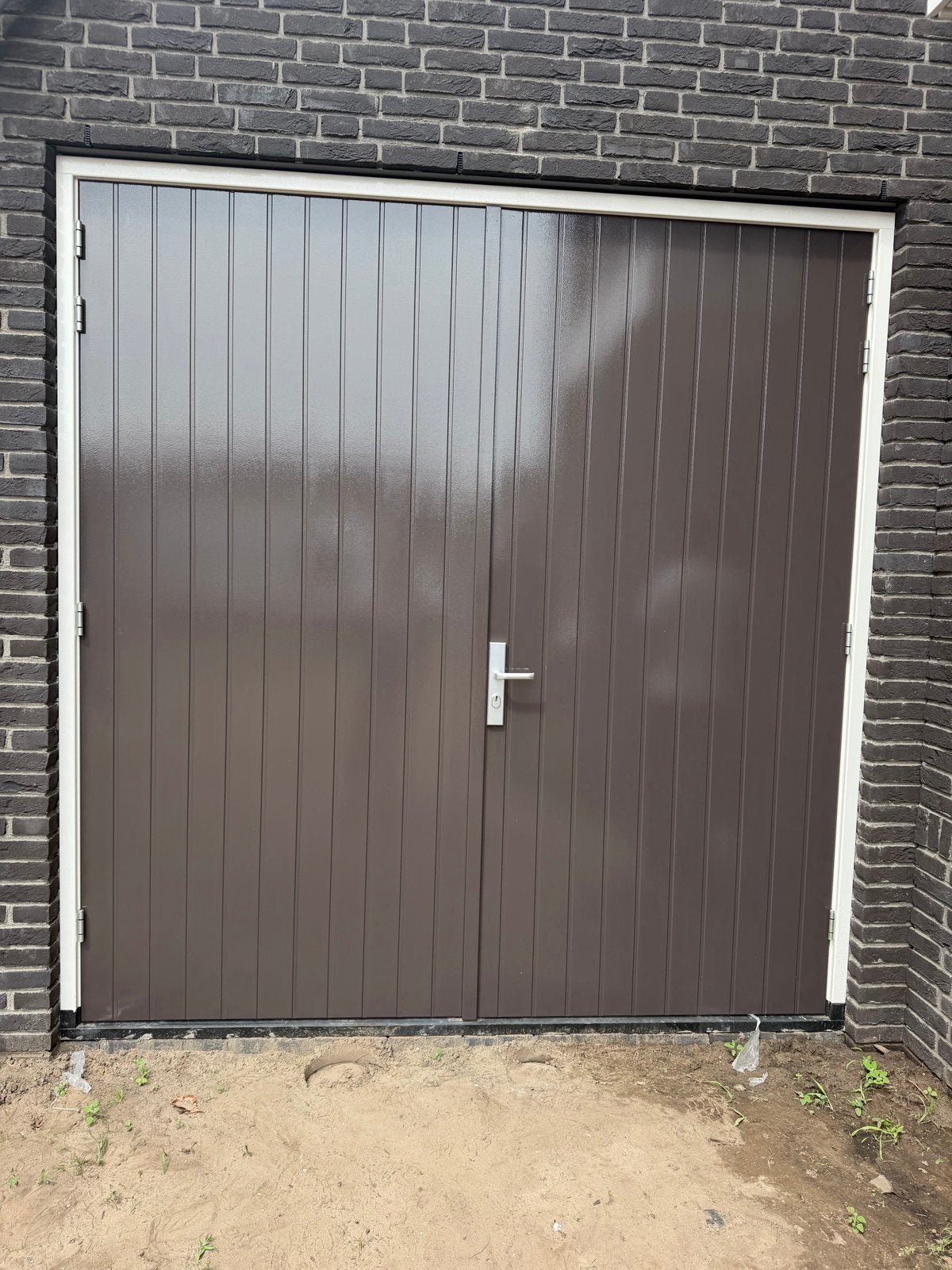 Nieuwe Garagedeur incl kozijn - Modern en Duurzaam, Ophalen of Verzenden, Metaal, 120 cm of meer, 215 cm of meer