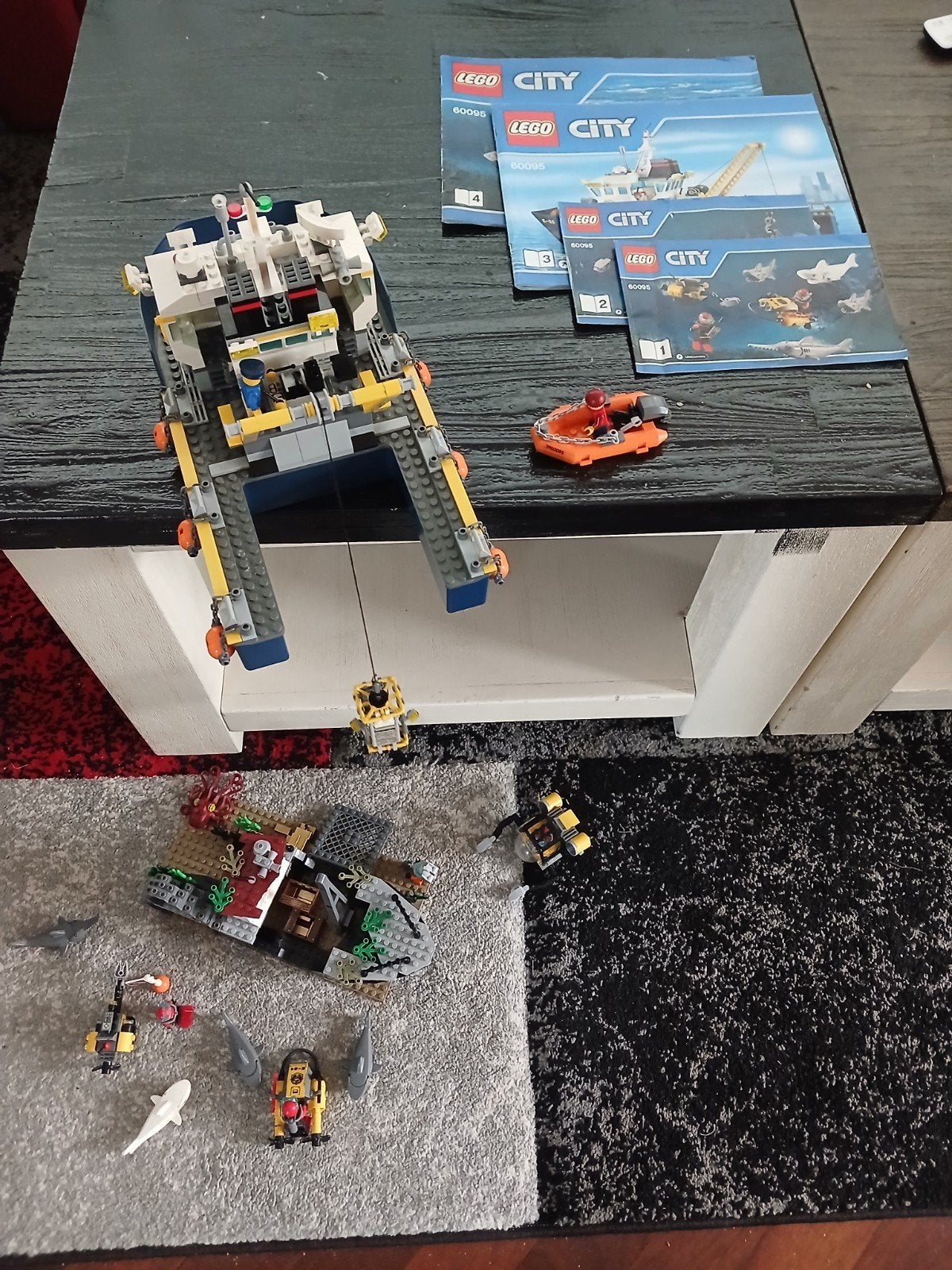 lego city 60095