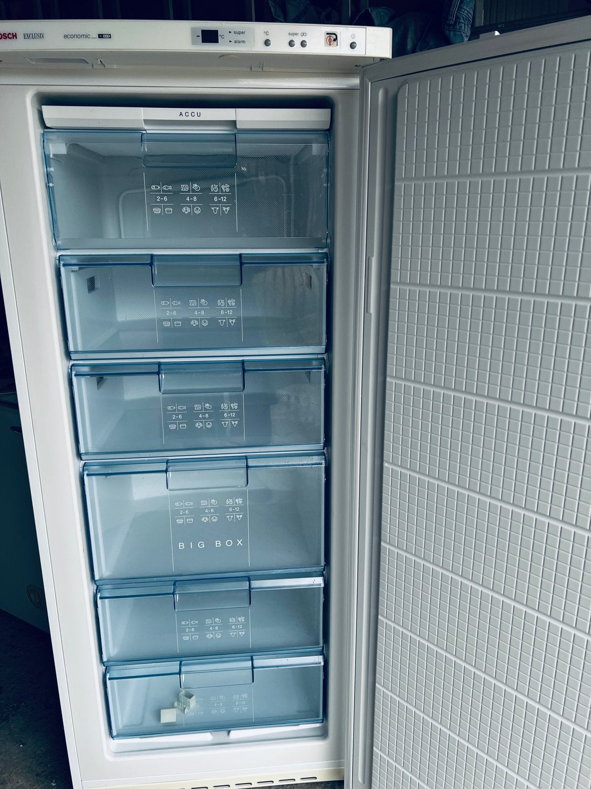 Bosch 7 laden vrieskast /vriezer 155x65x65 cm. 262 liter, Witgoed en Apparatuur, Ophalen, Zo goed als nieuw, 60 tot 90 cm, 160 cm of meer