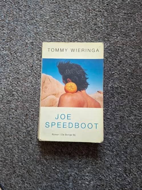 Joe Speedboot/Tommy Wieringa, Boeken, Verzenden, Gelezen, Tommy Wieringa