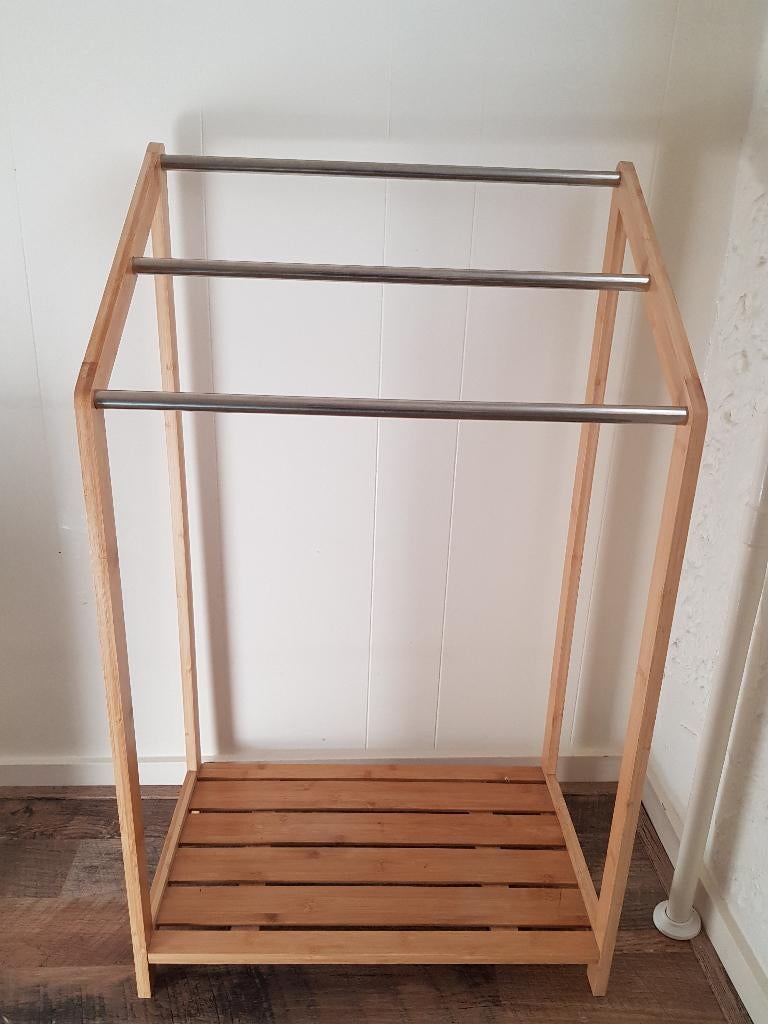 Handdoekenrek, Huis en Inrichting, Badkamer | Badtextiel en Accessoires, Ophalen, Zo goed als nieuw, Overige kleuren, Handdoekenrek