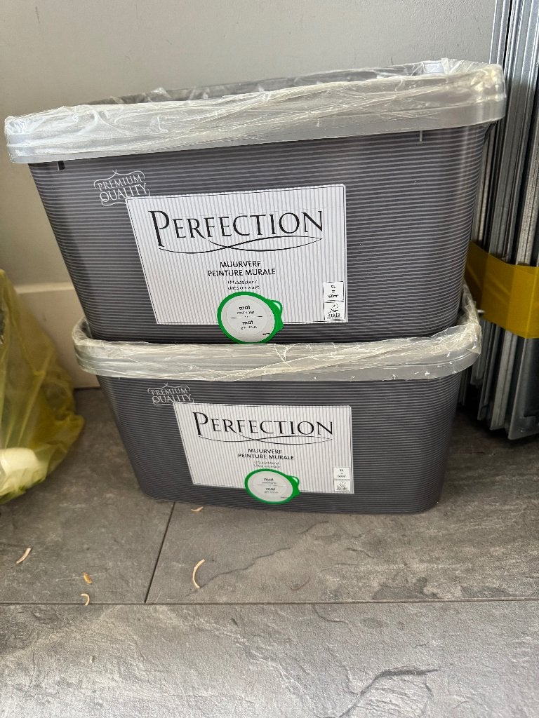 Perfection Ultradekkend Muurverf - Mat - Zachtgrijs - 5L, Ophalen, 5 tot 10 liter, Nieuw, Verf