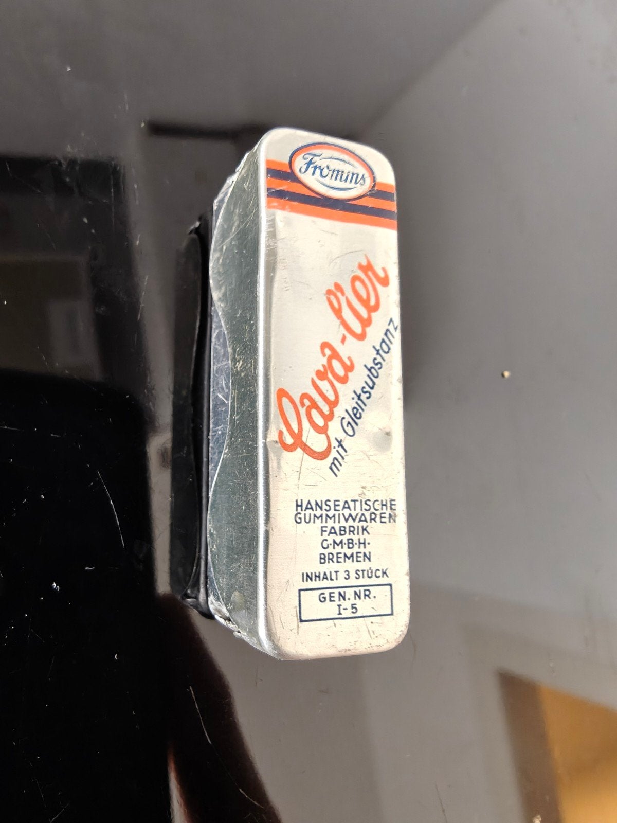 Vintage Fromms Cavalier condoomdoosje jaren 50/60, Ophalen of Verzenden