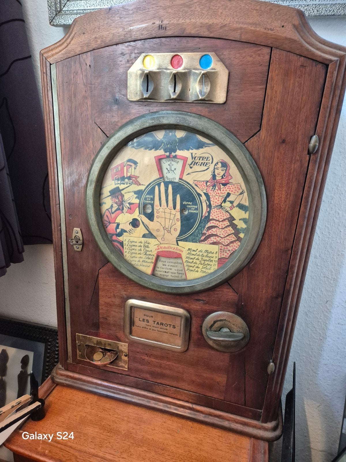 Pierre Bussoz waarzegger automaat; Parijs 1930, Verzamelen, Automaten | Gokkasten en Fruitautomaten, Overige munten, Ophalen, Gebruikt