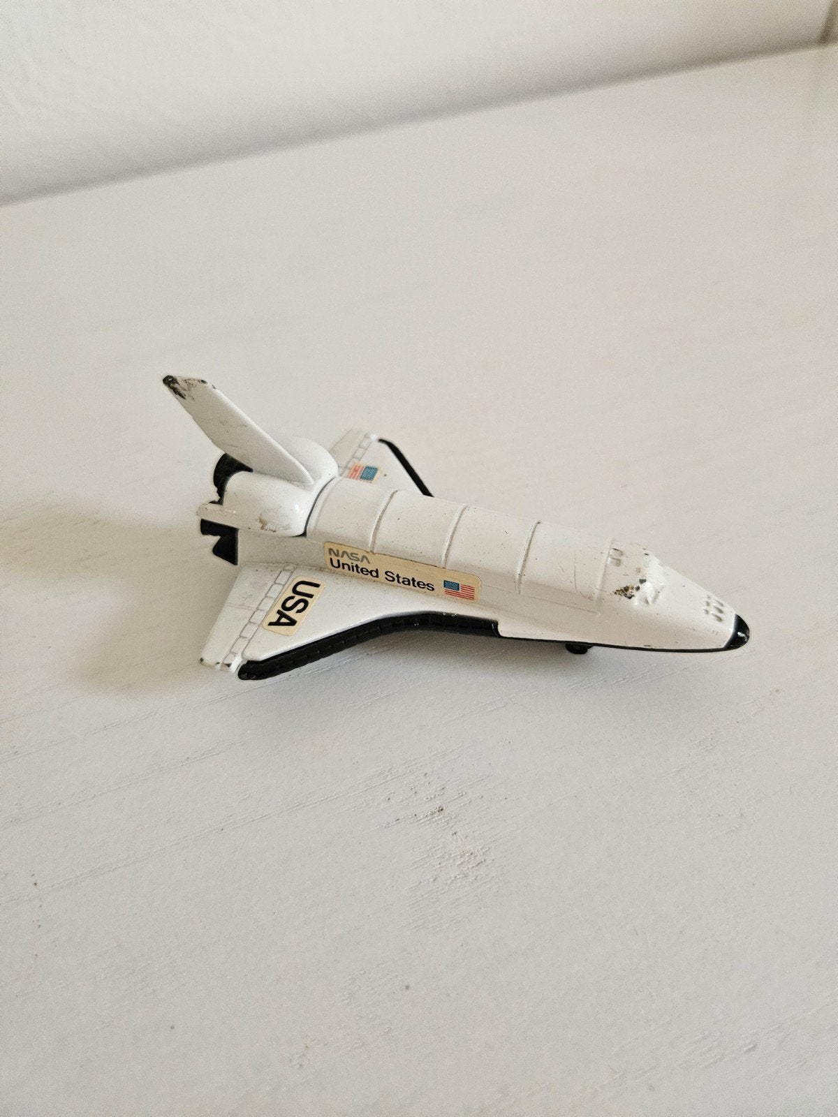 Space shuttle matchbox, Ophalen of Verzenden, Zo goed als nieuw, Overige typen