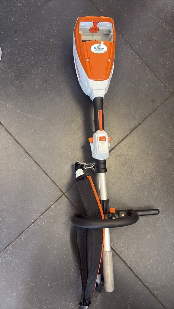 Stihl KMA 80 R, Tuin en Terras, Hand-tuingereedschap, Ophalen, Zo goed als nieuw, Stihl
