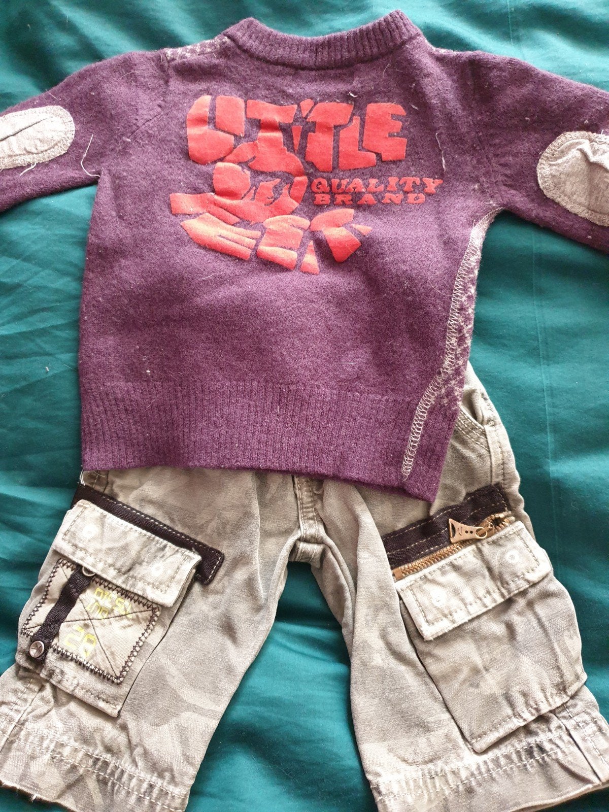 Diesel broekje camouflage en Littlefeet trui 68, Ophalen, Zo goed als nieuw, Jongetje, Broekje