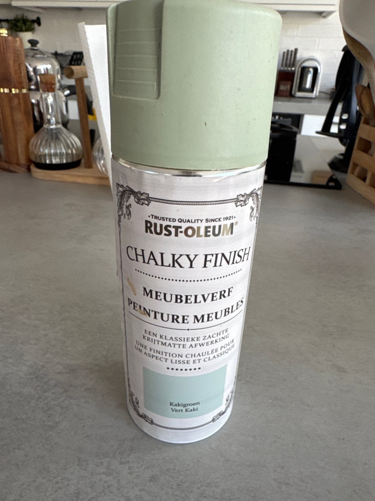 Nieuwe Rust-Oleum Chalky Finish Meubelverf Kakigroen, Nieuw, Ophalen of Verzenden, Verf, Minder dan 5 liter