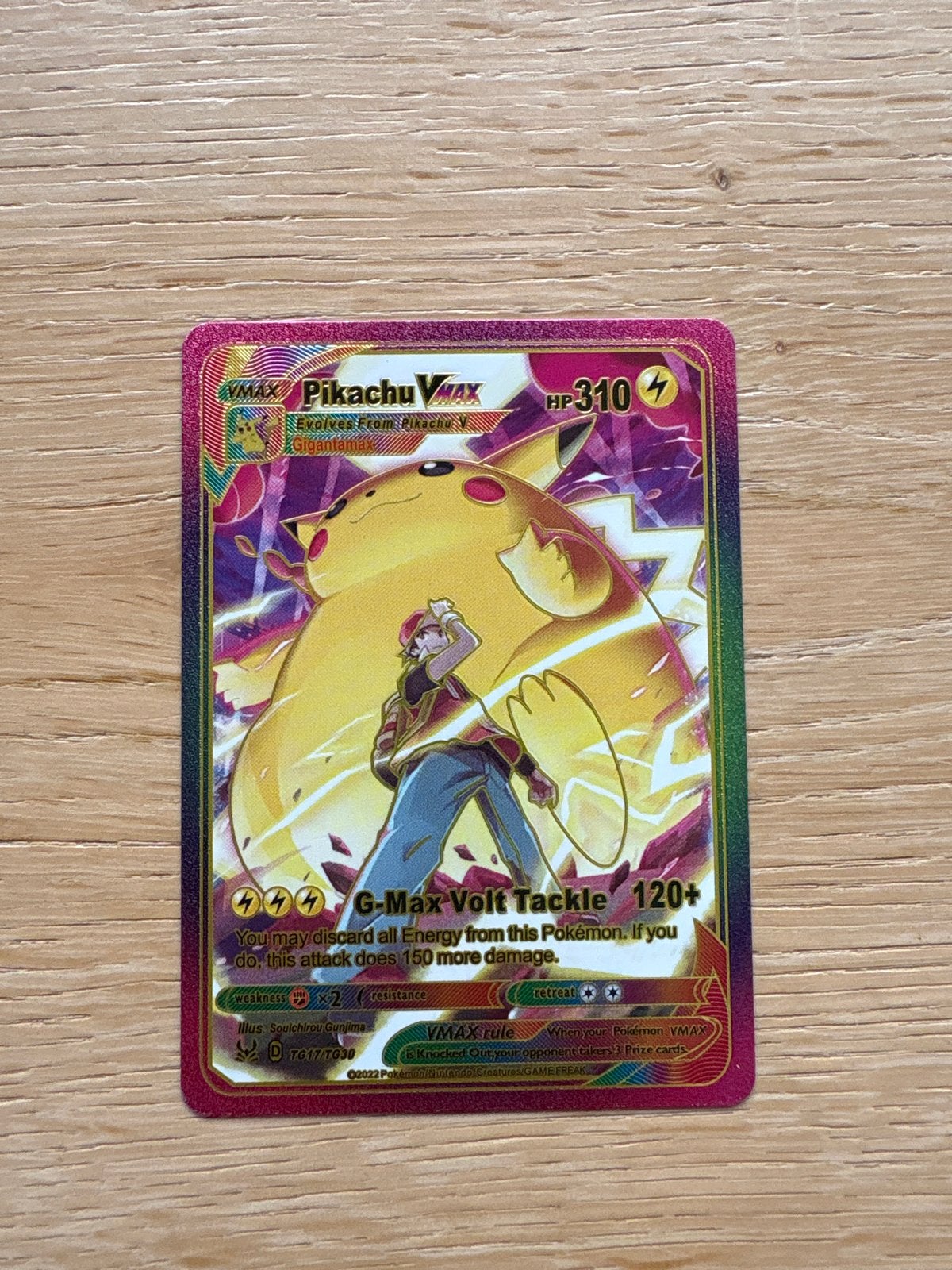 Pikachu VMAX Rainbow Rare Pokémon Kaart TG17/TG30, Ophalen of Verzenden, Zo goed als nieuw, Losse kaart, Foil