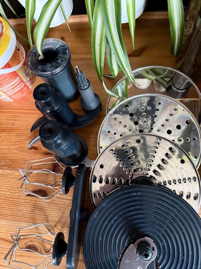 Philips Foodprocessor met diverse accessoires, Ophalen of Verzenden, Gebruikt