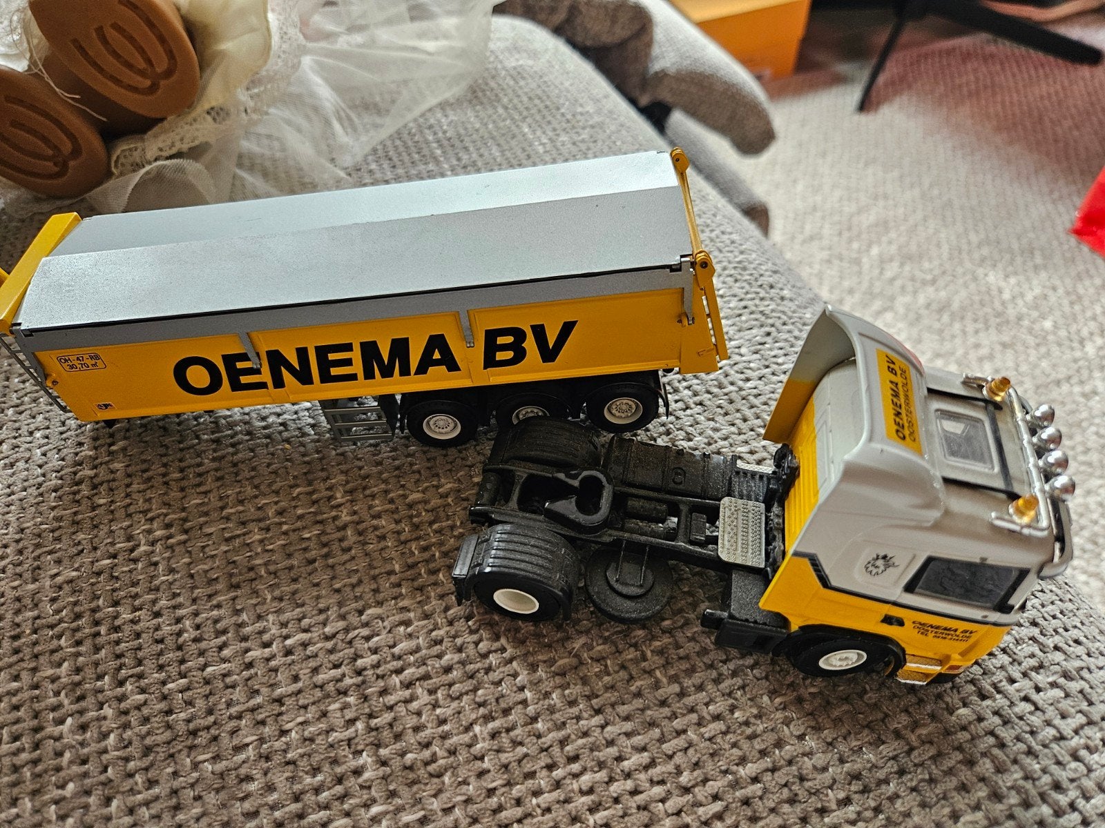 Scania R420 trekker met kipoplegger, Ophalen of Verzenden, Gebruikt