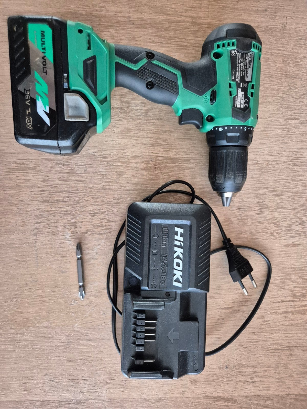 Hikoki ds18da, Ophalen of Verzenden, Zo goed als nieuw, Boor- en Schroefmachine, Variabele snelheid