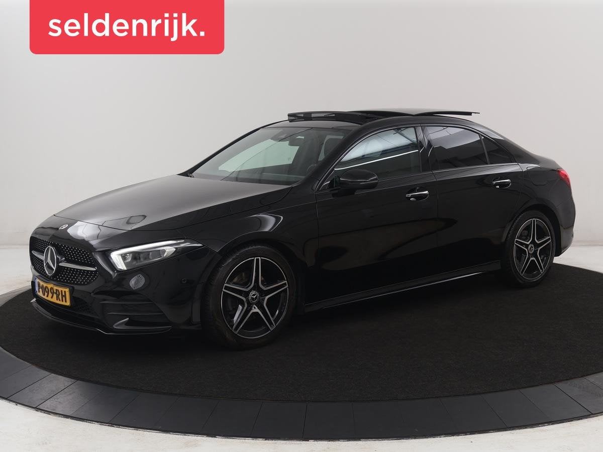 Mercedes-Benz A-klasse 200 Business Solution AMG | Pano.Dak, Auto's, Gebruikt, 4 cilinders, 1290 kg, Leder en Stof