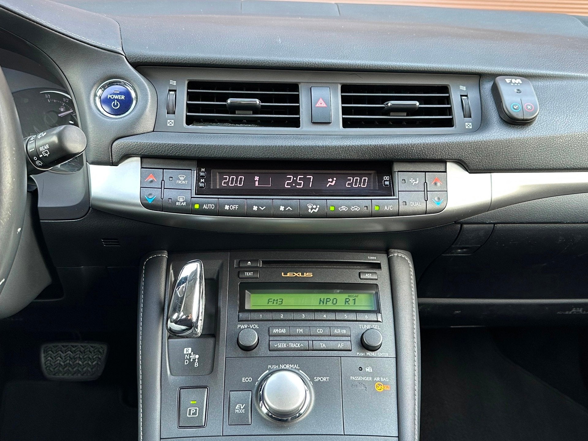 Lexus CT 200h Hybrid Automaat | Bluetooth, Metallic lak, Cli, Auto's, Gebruikt, Zwart, 4 cilinders, Alcantara