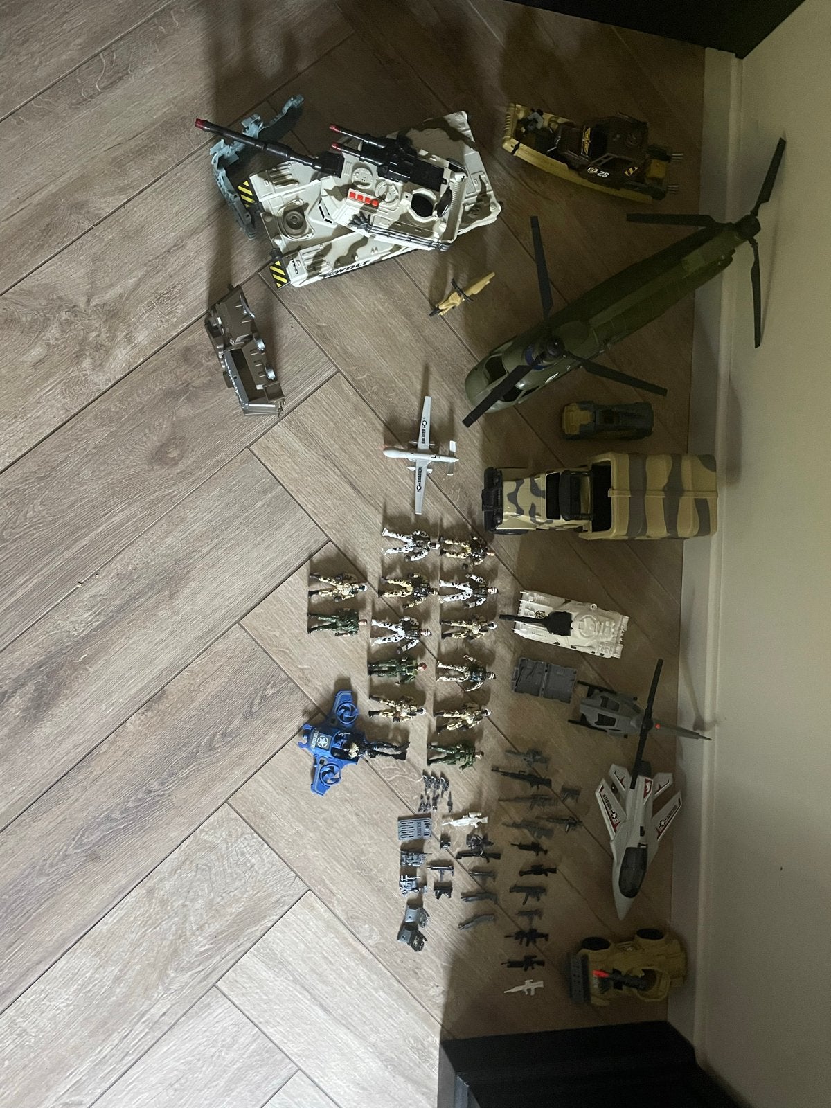 Soldier Force soldaten, voertuigen en meer, Ophalen of Verzenden, Zo goed als nieuw