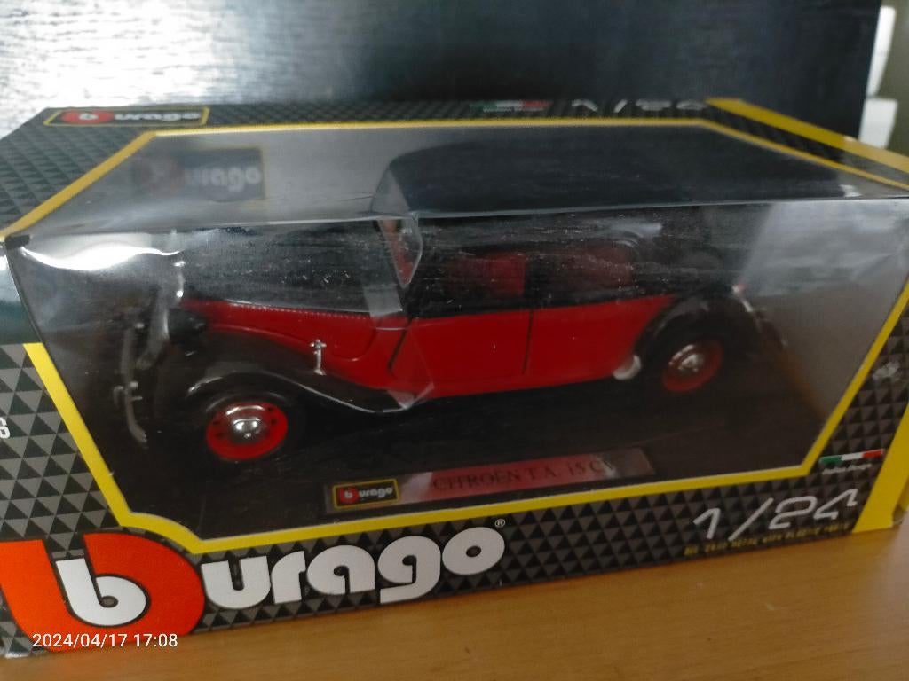Citroen t.a 15 cv, Hobby en Vrije tijd, Modelauto's | 1:24, Verzenden, Nieuw, Bburago