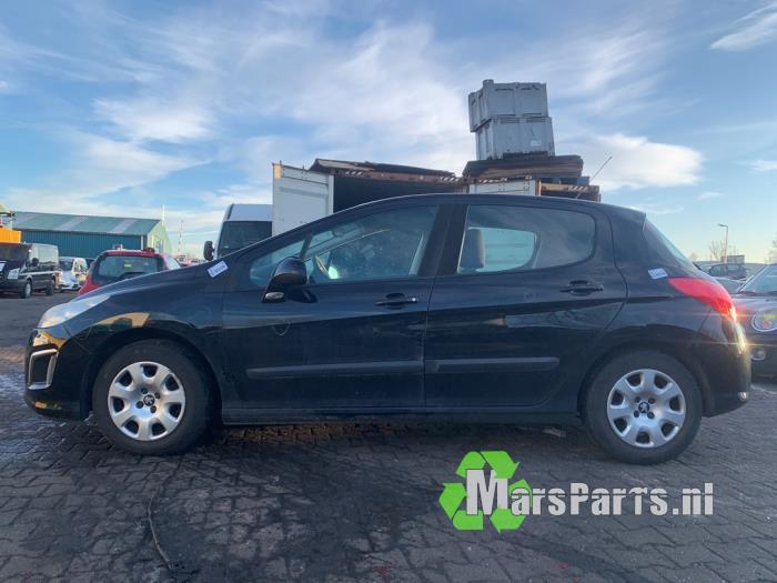 Achteras voorwielaandrijving van een Peugeot 308, Gebruikt, -, -, Ophalen of Verzenden