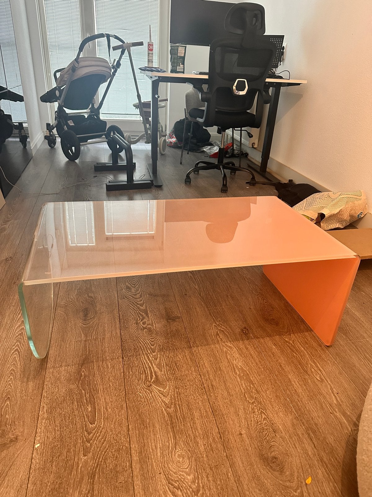 HESTA coffee table ombre roze van MADE, Gebruikt, Glas, 50 tot 100 cm, Ophalen of Verzenden