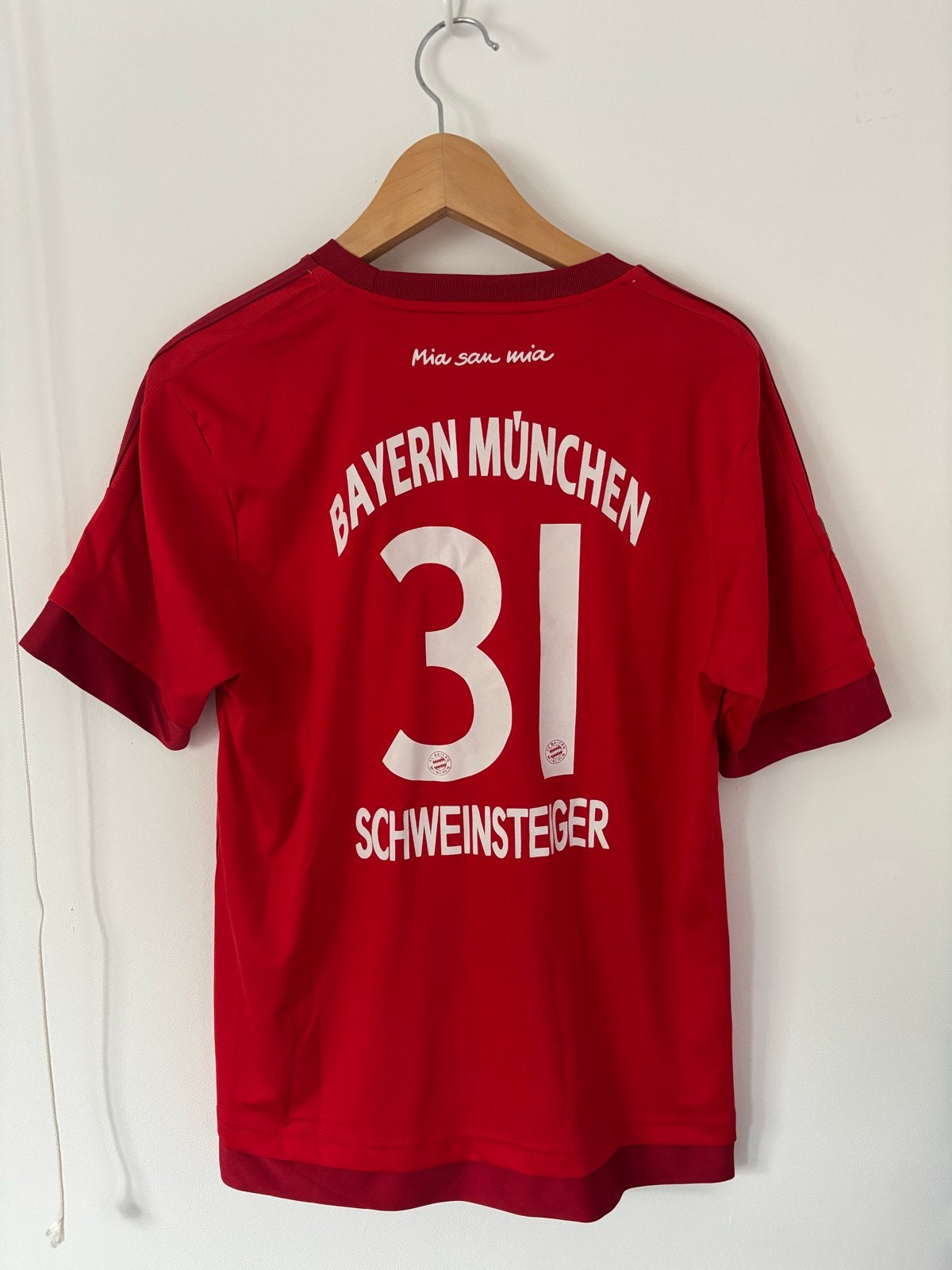 Bayern München Thuisshirt Schweinsteiger #31, Ophalen of Verzenden, Zo goed als nieuw, Maat 48/50 (M), Rood