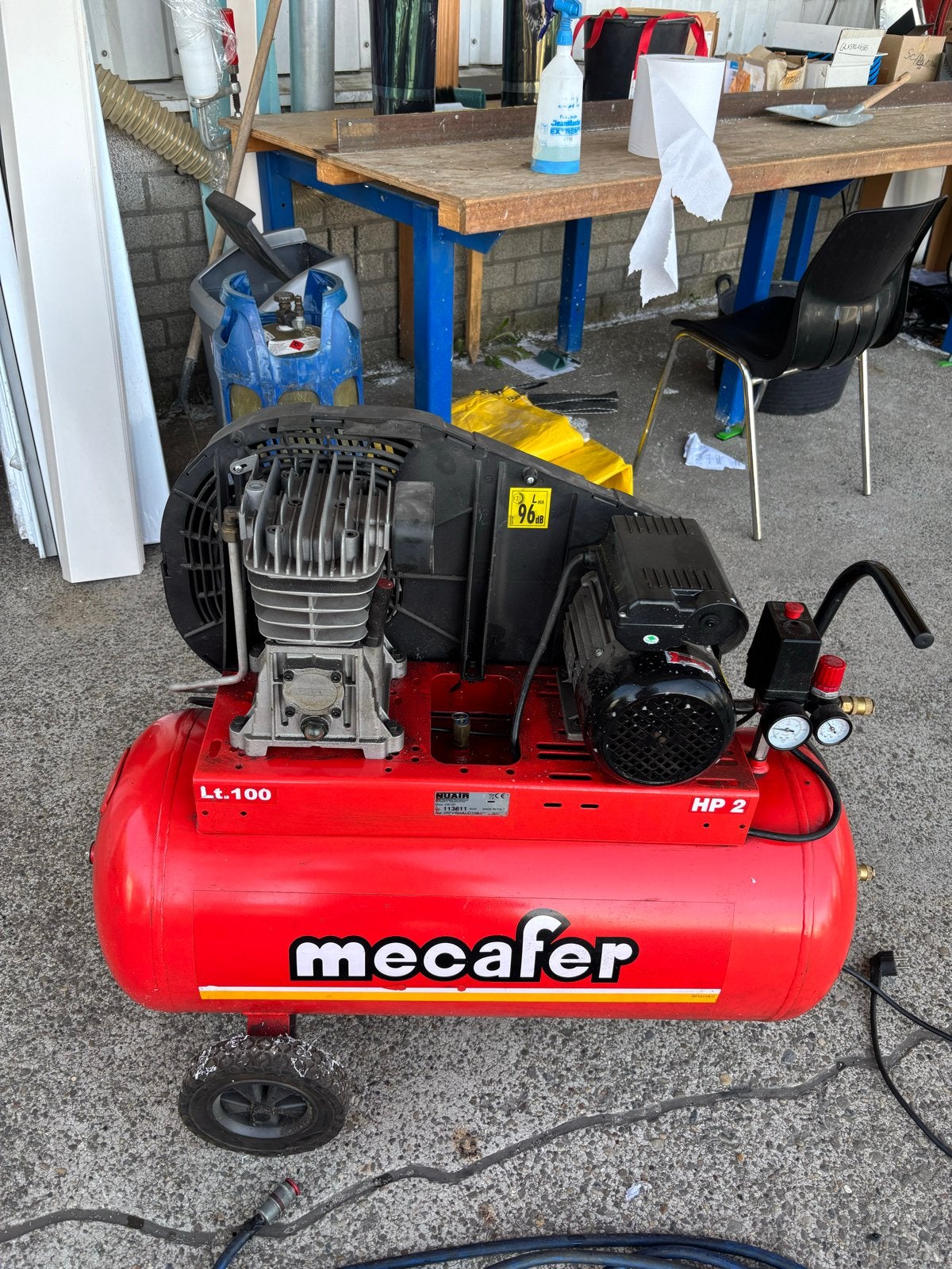 Mecafer Compressor 100 liter goede staat !!, Ophalen, Gebruikt, 400 tot 800 liter/min, Mobiel
