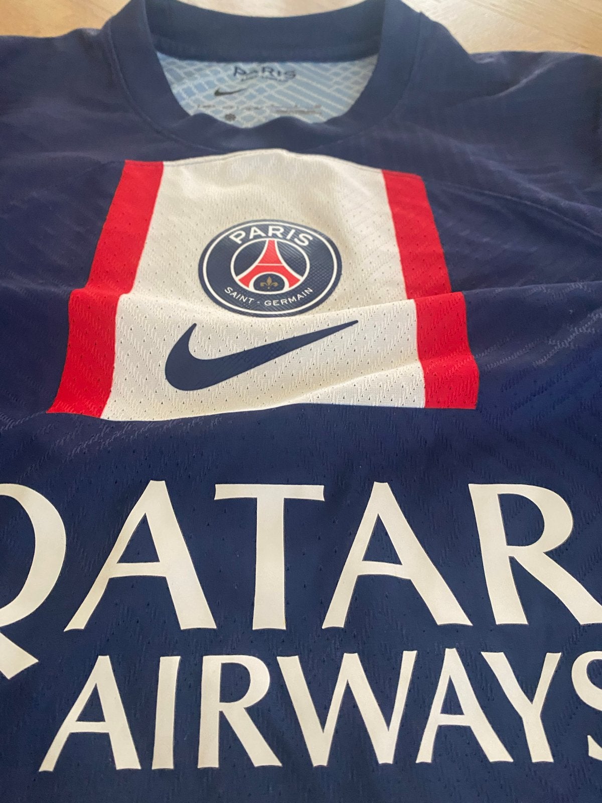 Mbappe PSG Player Versie Shirt Maat S - Nieuw, Blauw, Nieuw, Ophalen of Verzenden, Voetbal