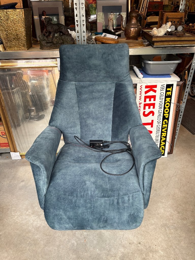 elektrische sta op stoel, Huis en Inrichting, Fauteuils, Gebruikt, 75 tot 100 cm, Ophalen of Verzenden, Stof