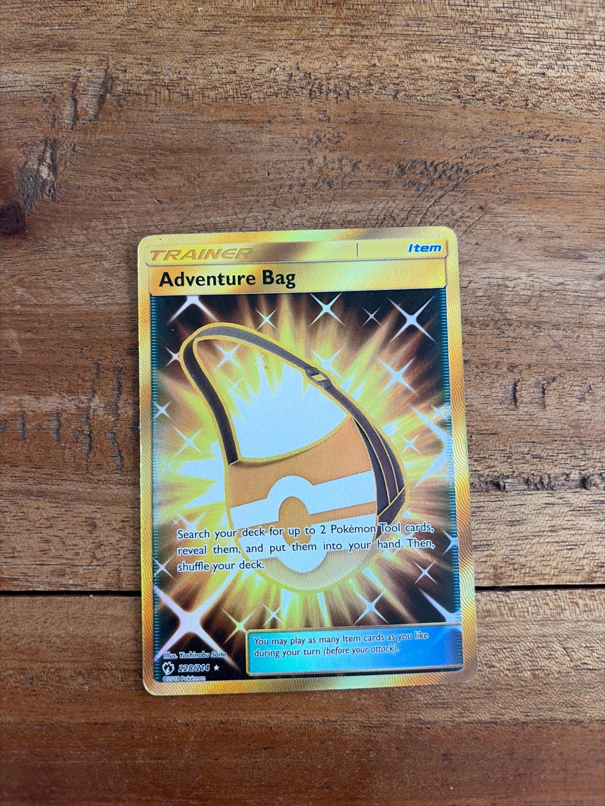 Pokémon TCG: Adventure Bag (Full Art Gold) - Trainer Kaart, Ophalen of Verzenden, Zo goed als nieuw, Losse kaart, Foil