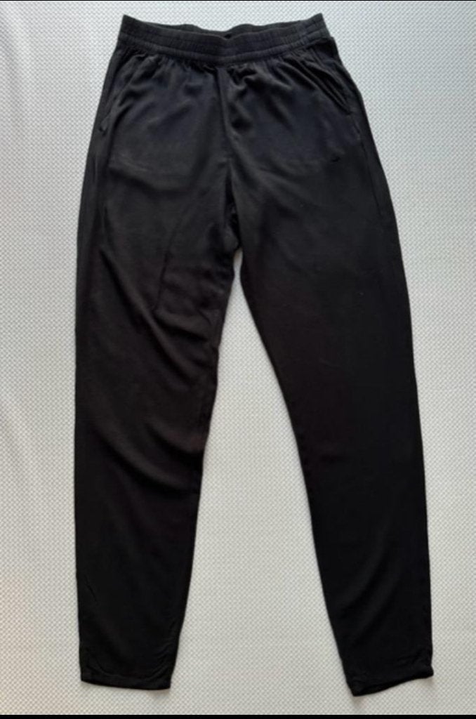 Zomer Lange Broek van Divided, maat34 nog NIEUW (R189), Divided, Zwart, Nieuw, Ophalen of Verzenden